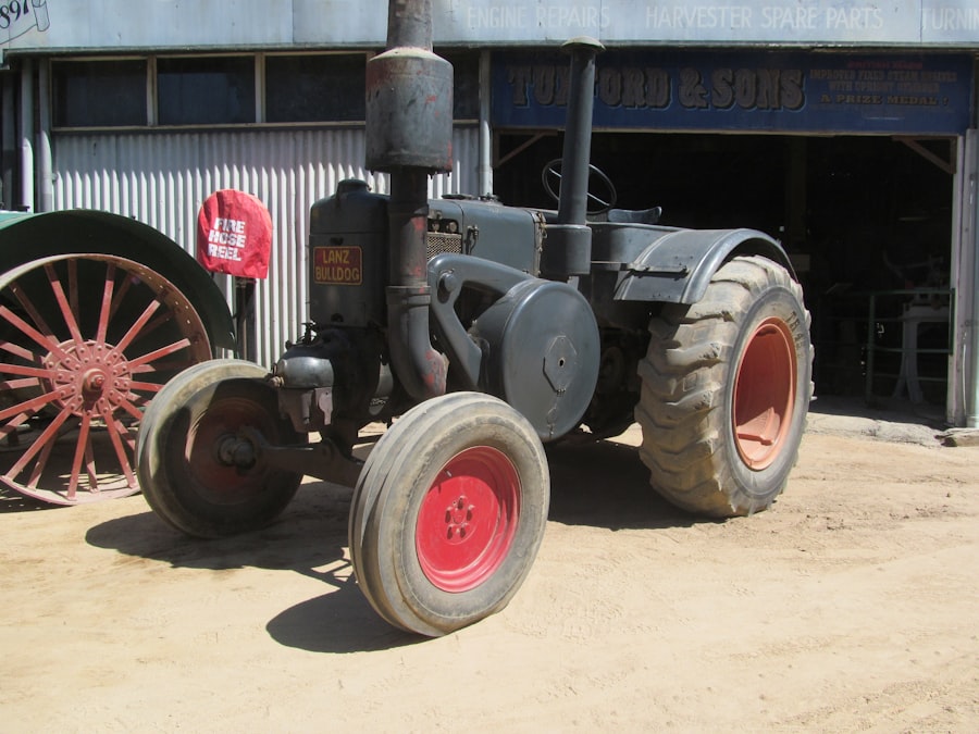 Photo compact tractor auction