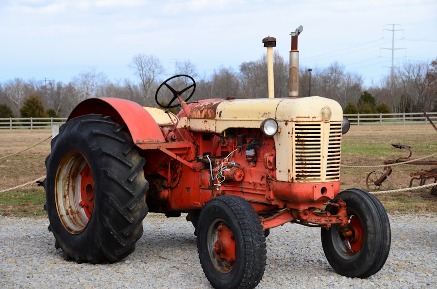 Photo farmer auctions online