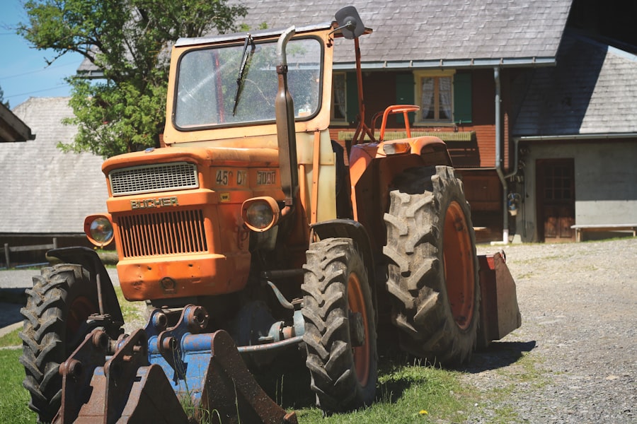 Photo farm machinery auctions