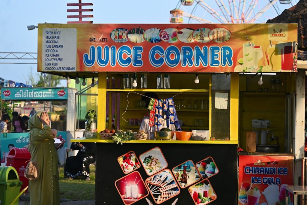 Photo juice machine