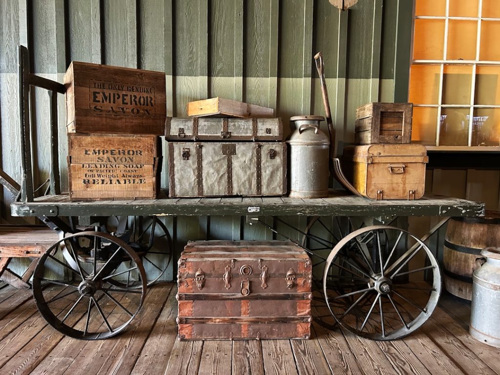 Photo antique farm equipment sale