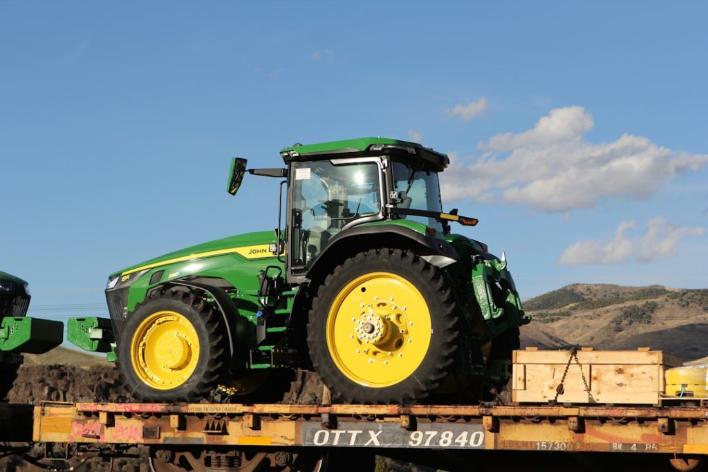 Photo farm equipment consignment auctions