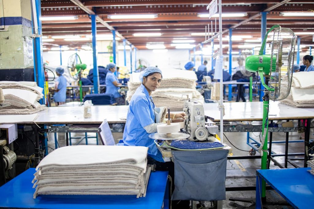 Photo paper bag manufacturing machine price