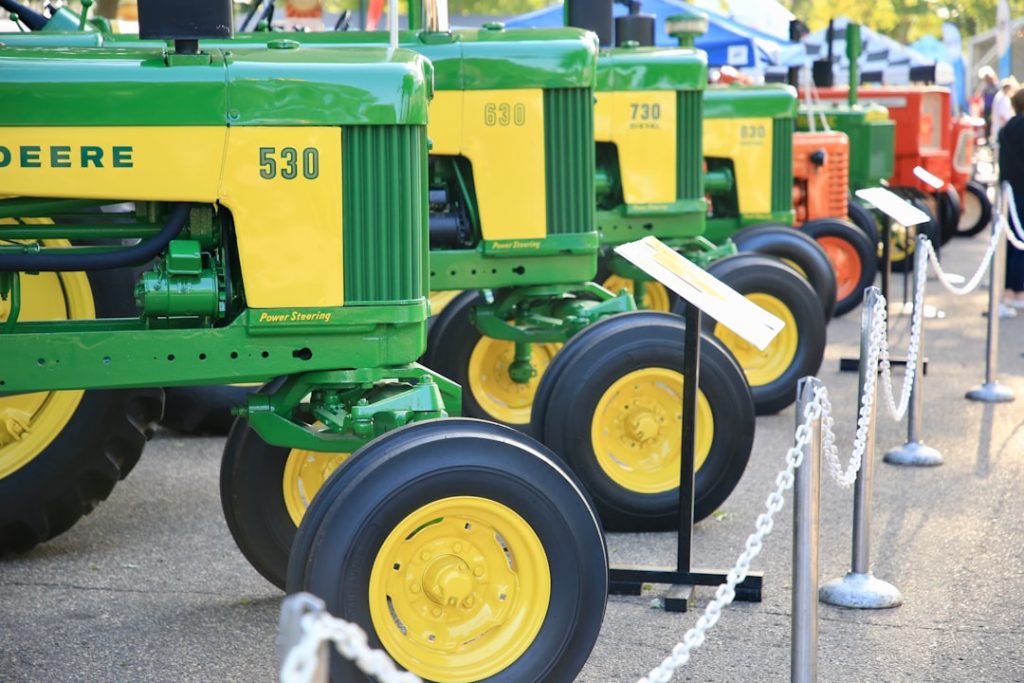 Photo agricultural machinery auctions