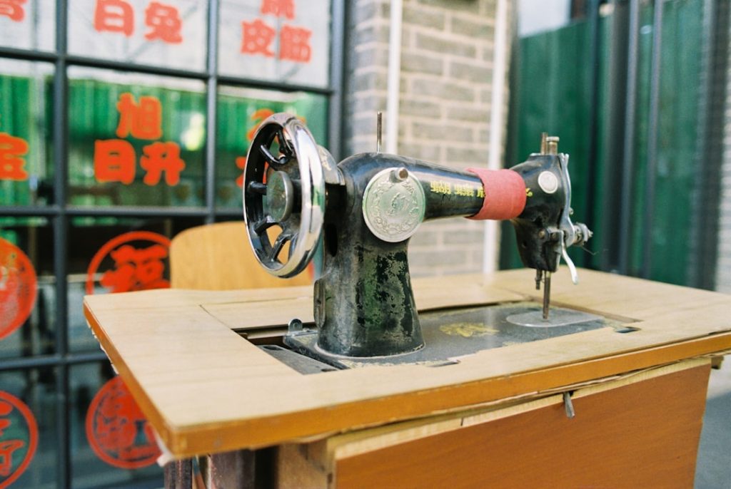 Photo equipment auction